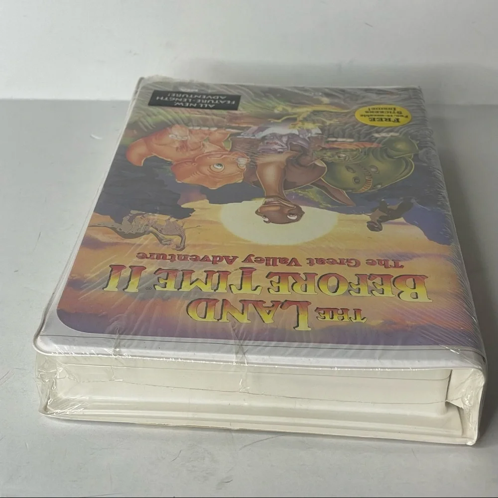 The Land Before Time II: The Great Valley Adventure (VHS, 1994) NEW SEALED
